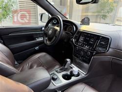 جیپ گراند شیرۆکی